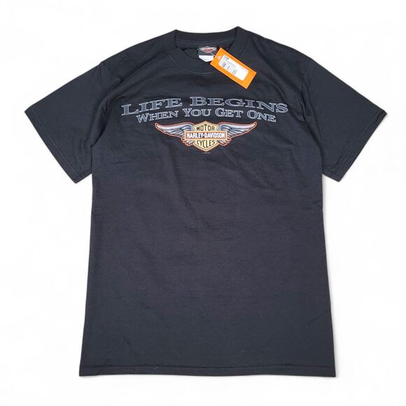 Harley Davidson T-Shirt Men's S Life Begins Wings Logo Black Sanbury Ohio NWT - Picture 1 of 5
